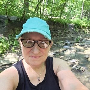 Meet your Posher, Christine